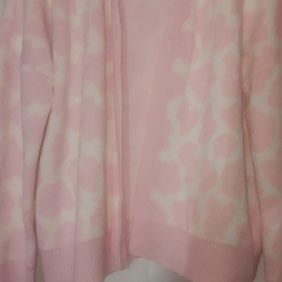Hot Topic Pastel Pink Open Cardigan with White Cow Pattern - Picture 2 of 2